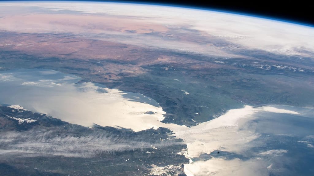 O sul da Península Ibérica e o estreito de Gibraltar vistos da Estação Espacial Internacional